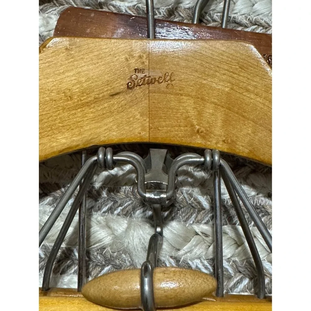 Vintage Wood Clothes Hangers Trouser Bar Skirt‎ Suit Lot of 2 Setwell